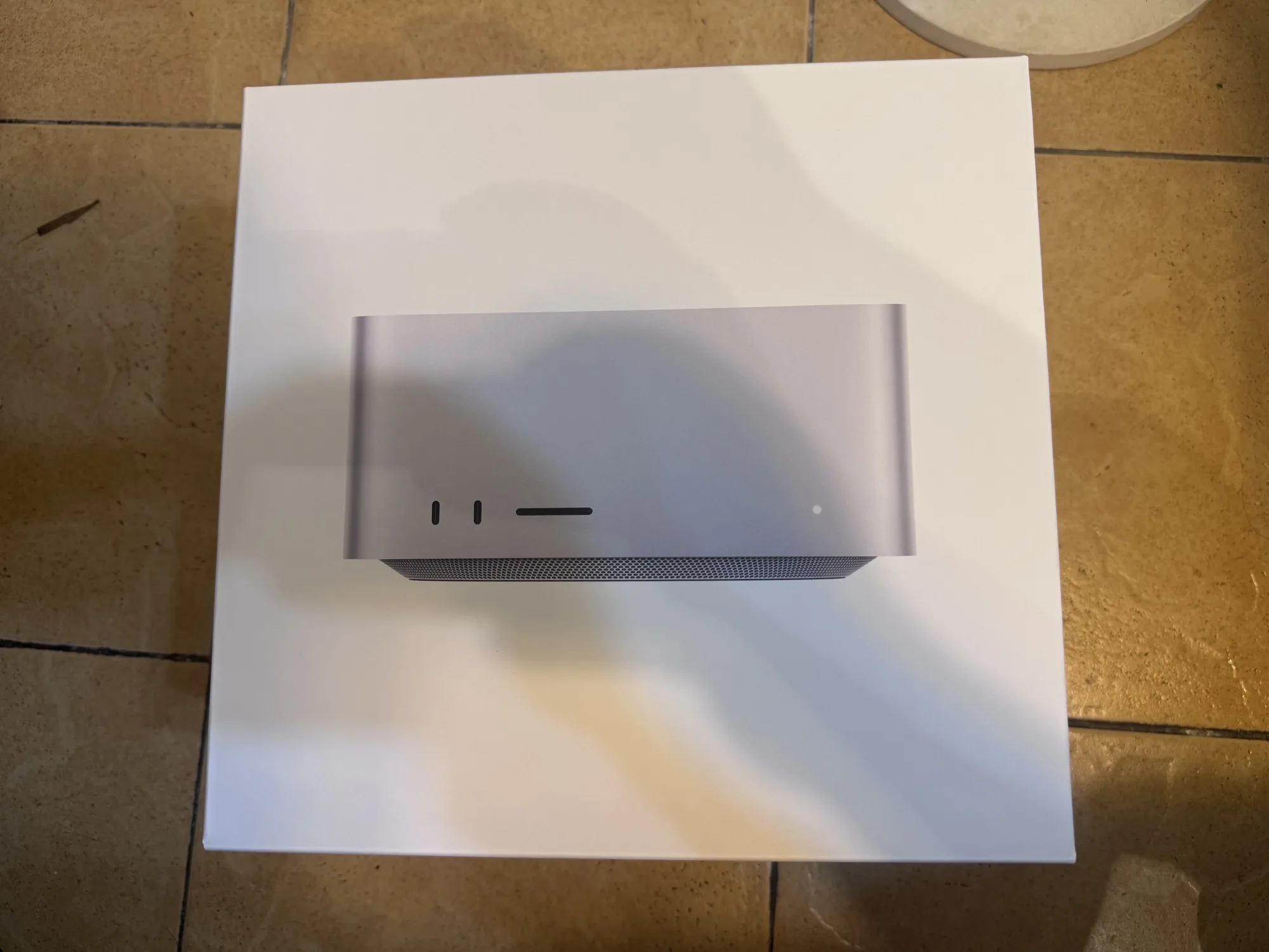 Mac Studio M5 Ultra 包装盒